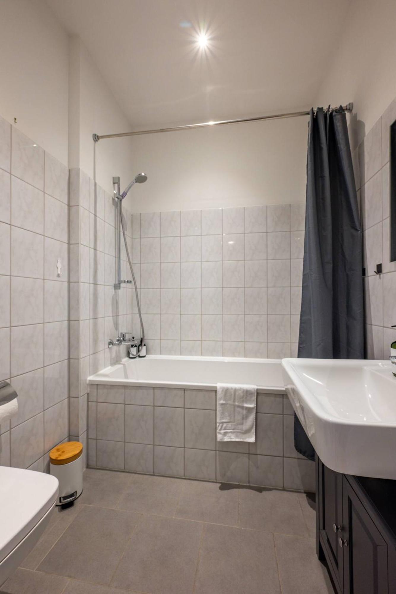 Arbio I Retro Apart Near Leipzig Hauptbahnhof Eksteriør bilde